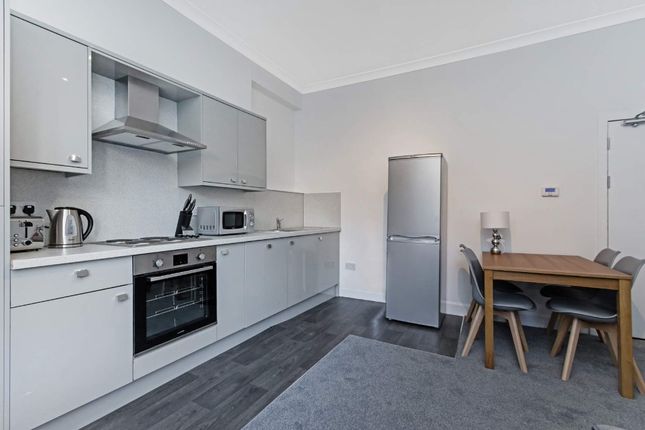 Thumbnail Flat to rent in Step Row, West End, Dundee