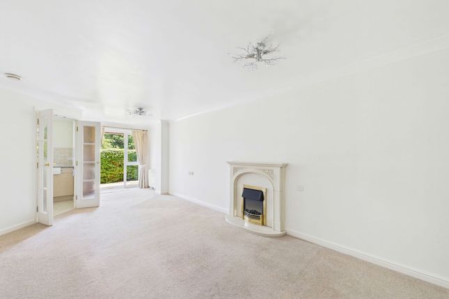 6 Cypress Court, Paignton photo 4