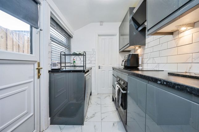 3, Gratton Road, Bedford photo 3