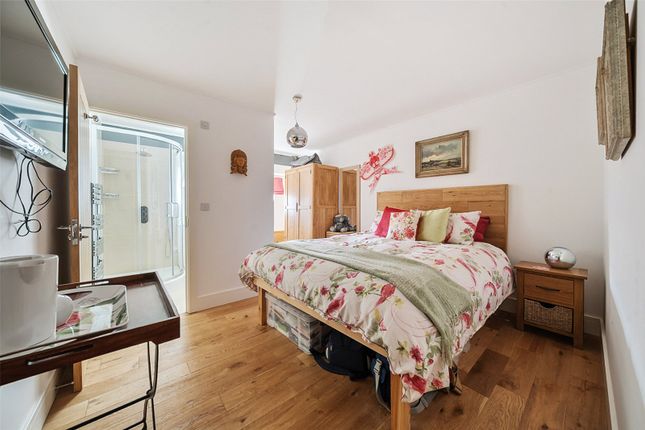Eventa,, Port Werburgh Vicarage Lane, Rochester photo 5