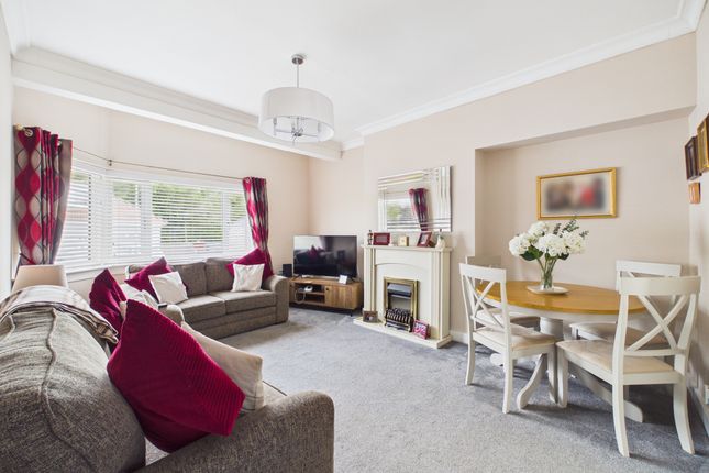 7 Hillfoot Drive, Coatbridge photo 2