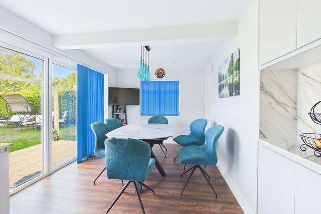 6 Chantry Lane, Hatfield photo 4