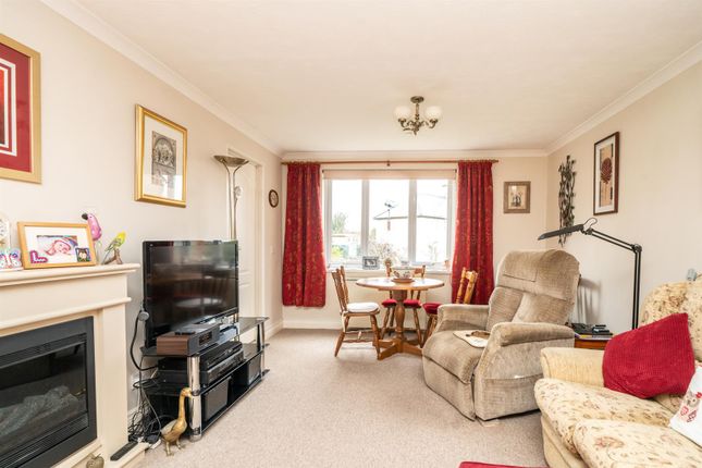 Flat for sale in The Cloisters, Church Lane, Kings Langley, Hertfordshire
