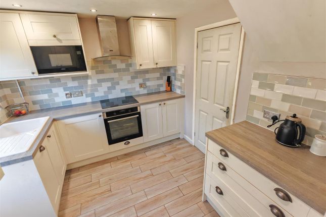 39, Sedbergh Road, Corby photo 2