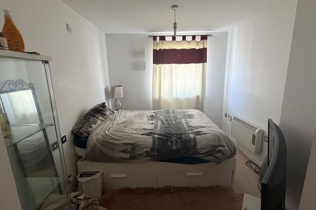 13, Parkfield House, North Road, Cardiff photo 4