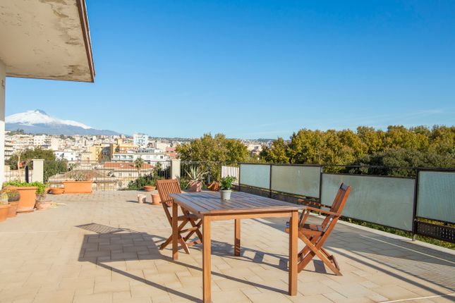 End terrace house for sale in Piazza Roma, Catania (Town), Catania, Sicily, Italy