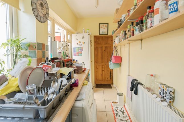 216, Astwood Road, WORCESTER photo 3