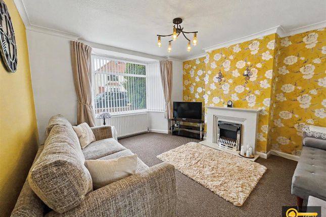 56, Brookdale Road, Nuneaton photo 2