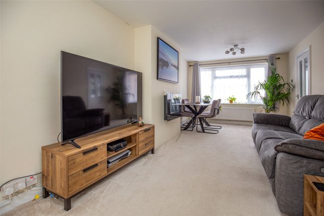 11, Greenlands Way, Bristol photo 2