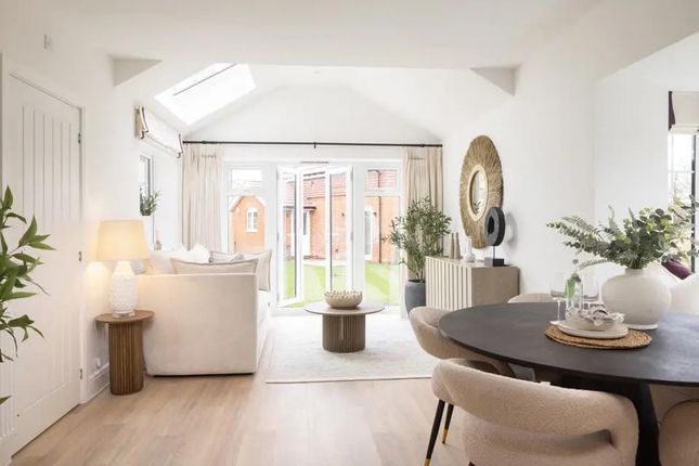 Magnolia, Knightwood Chase, Station Road, Fordingbridge photo 4