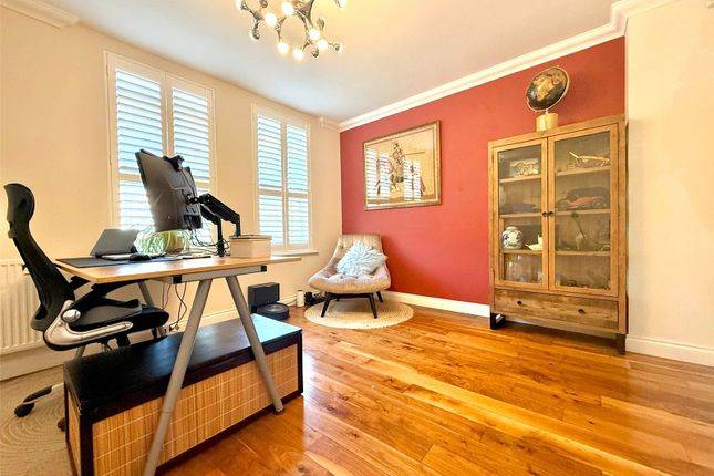 3, Swordsmans Road, Deepcut photo 2