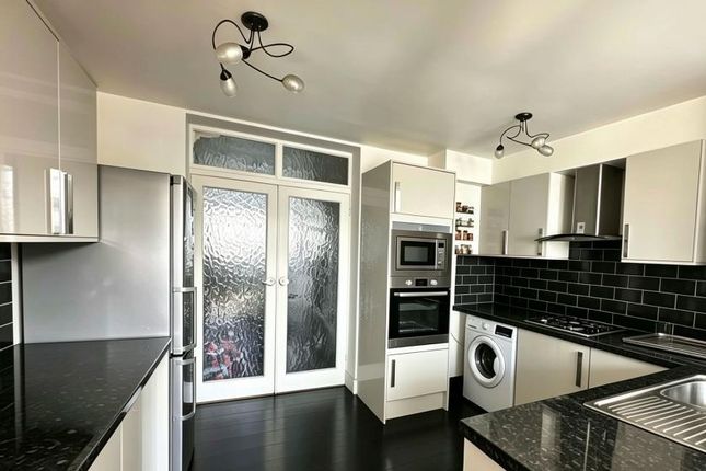 137, St. Edmunds Road, London photo 3