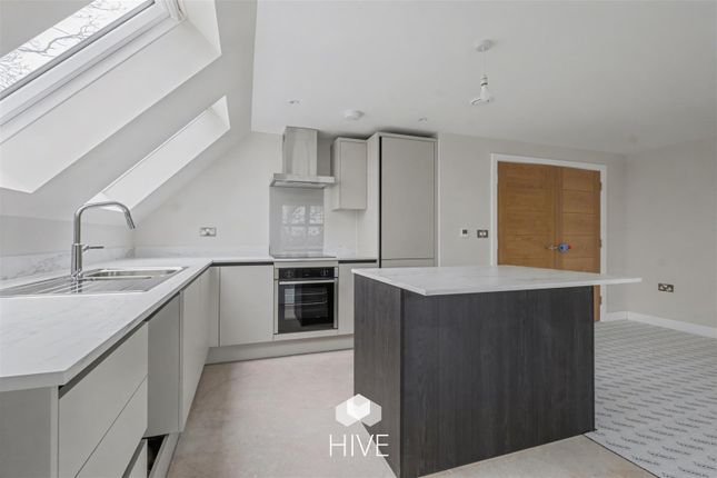 Flat 5, Stour House, Fairway View Close, West Parley photo 3