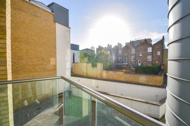 Thumbnail Flat for sale in Tequila Wharf, Commercial Road, Limehouse