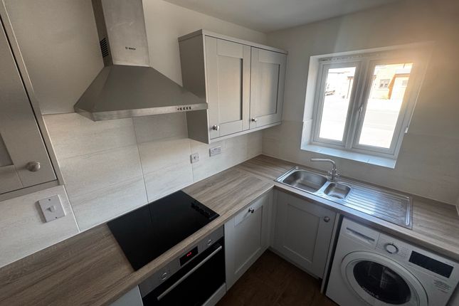 14, Canons Close, Corby photo 2