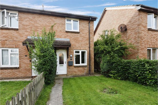Thumbnail Semi-detached house for sale in Blackdown Way, Thatcham