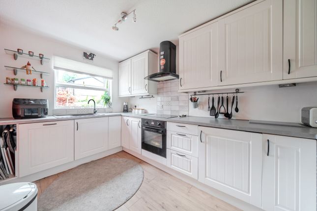9, Cromlix Close, Chislehurst photo 2