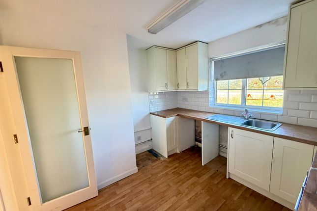229, Priory Road, Eastbourne photo 4
