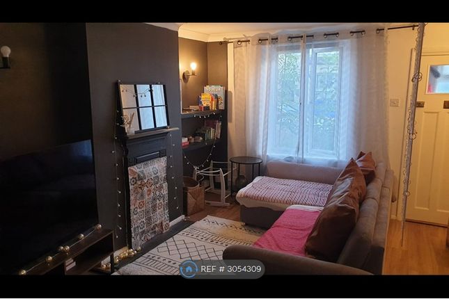Chestnut Road, Twickenham photo 2