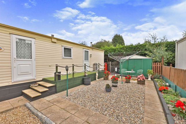 11, Bells Park, 75, Lynn Road, Swaffham photo 2