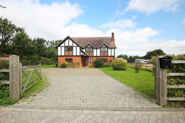 Detached house to rent in Hastoe Hill, Hastoe, Tring