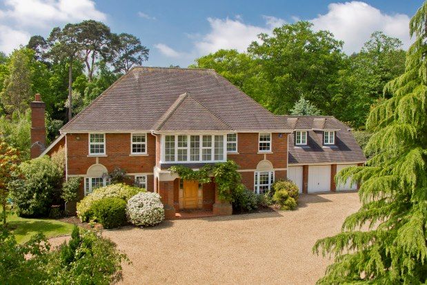 Detached house to rent in Birds Hill Road, Leatherhead