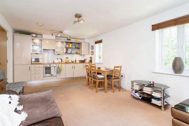 24, Langcliffe Place, Manchester photo 3