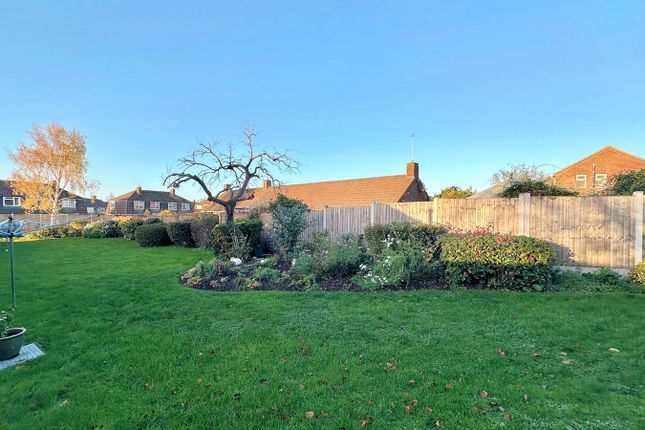 10, Davis Court, Eastland Road, Thornbury photo 2