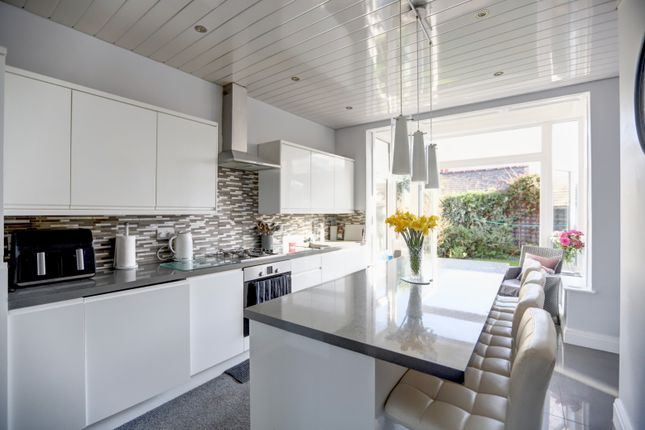 4, Windermere Road, Blackpool photo 4