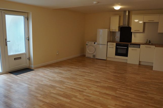 Thumbnail Flat to rent in Blucher Court, Cromwell Road, London