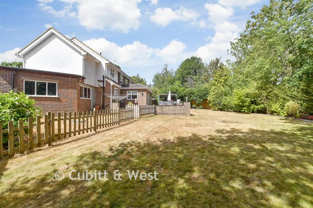4-bed detached on 4, Newlands Park, Copthorne, £800,000