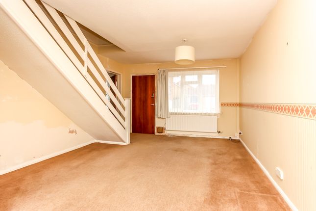 16, Naseby Close, Wellingborough photo 2