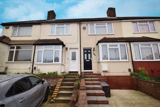 Terraced house to rent in Hawthorn Road, Strood, Rochester