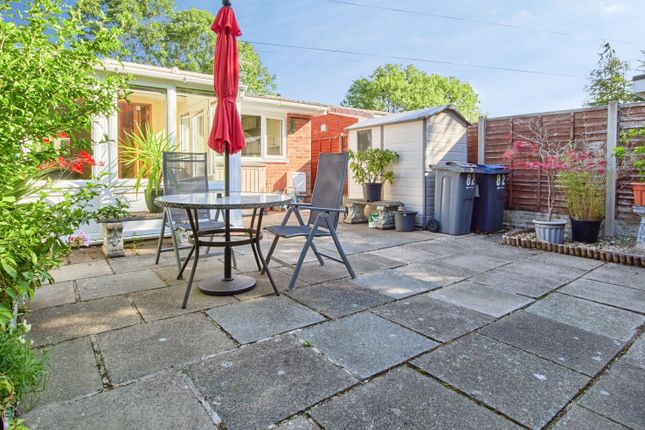 82, Clover Drive, Birmingham photo 4