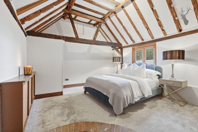 Larksview Cottage Tawney Lane, Romford photo 4