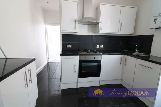 10A, Arthur Road, London photo 4