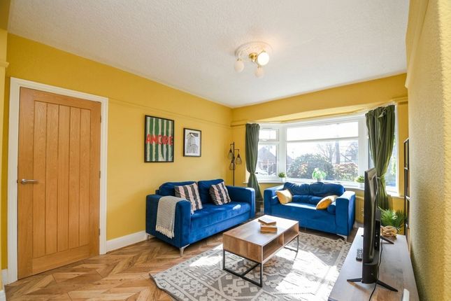 22 Gore Crescent, Salford photo 2