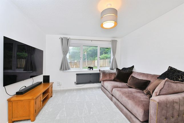 5, Brookfield Close, Plympton photo 4
