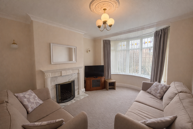 1, Crestville Road, Bradford photo 4