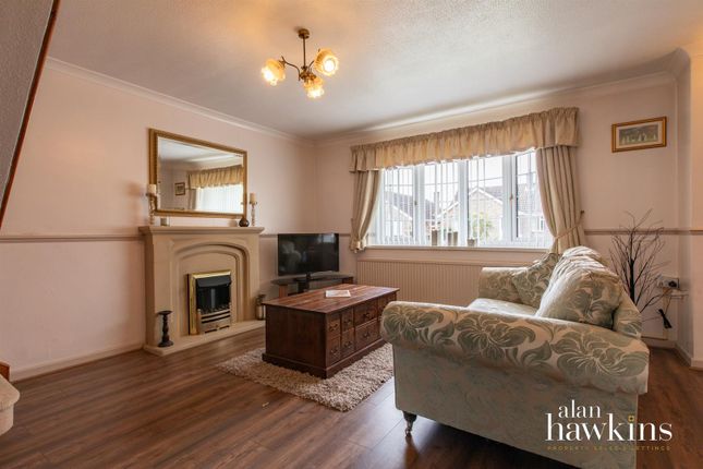 40, Restrop View, Purton photo 4