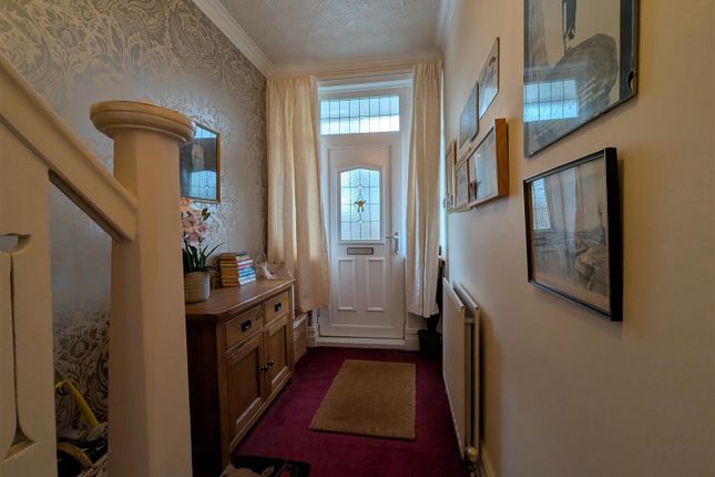 26, Willow Road, Darlington photo 2