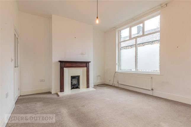 13, Lee Street, Saddleworth photo 2
