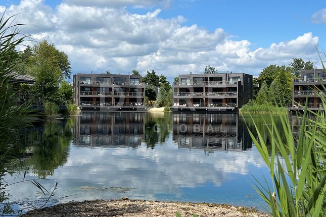 Thumbnail Flat for sale in Marley View, Lechlade