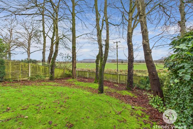 26 Pendle View, Blackburn photo 3