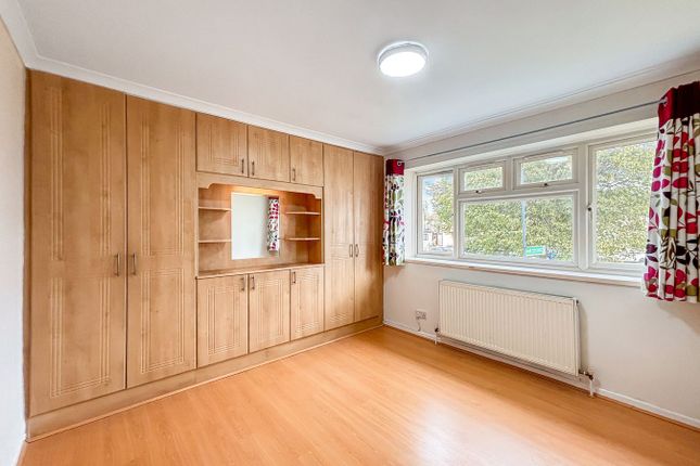9, Tylers Gate, Harrow photo 3