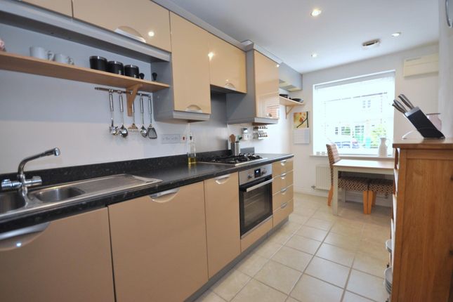 15, Rose Hill Way, Kettering photo 3