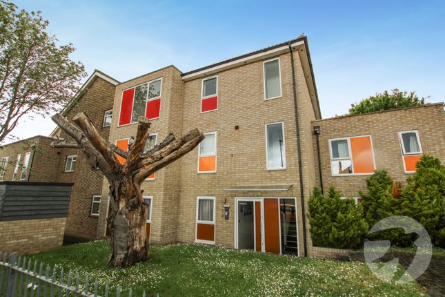 Thumbnail Flat for sale in Bexley Road, London, Greenwich