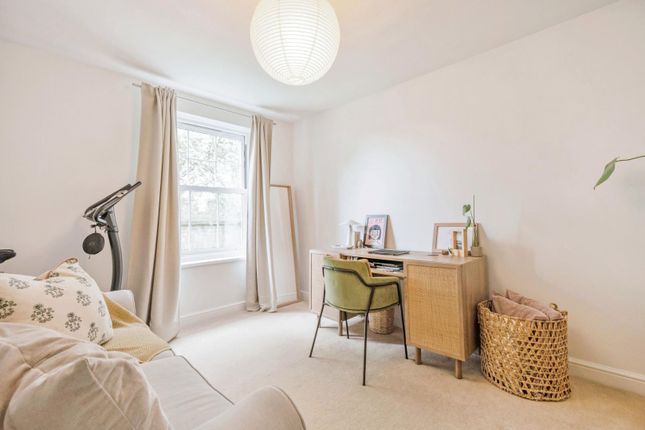 Flat for sale in Speculation Street, York