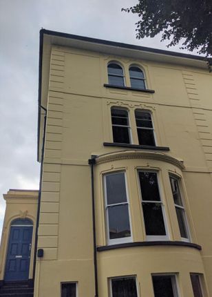 Flat to rent in Ashgrove Road, Bristol