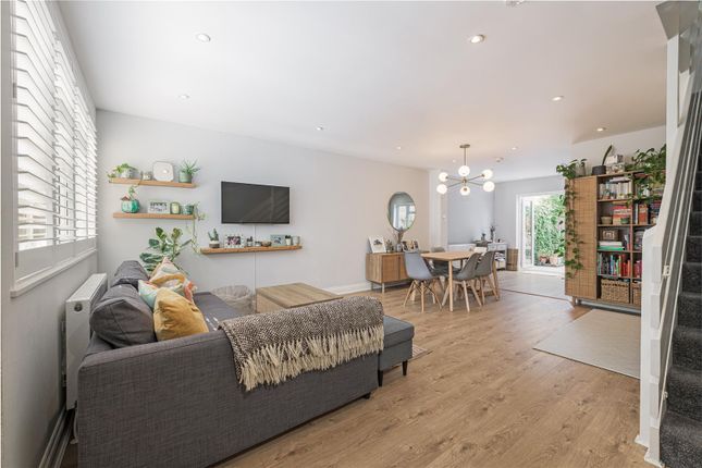 43 Penwith Rd Rec 1.Jpg
